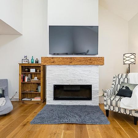 Stunning Townhouse - 3 Bdrm Blue Mountain Village Sauna! Blue Mountains Εξωτερικό φωτογραφία