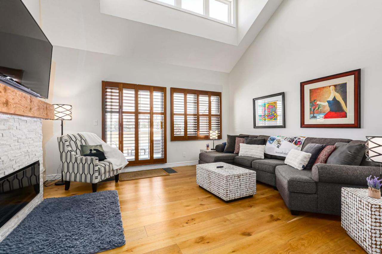 Stunning Townhouse - 3 Bdrm Blue Mountain Village Sauna! Blue Mountains Εξωτερικό φωτογραφία